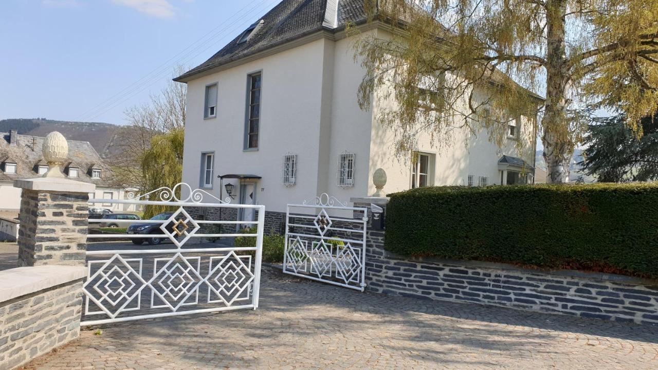 Appartement "Reh"-Sidenz Moselschleife à Leiwen Extérieur photo