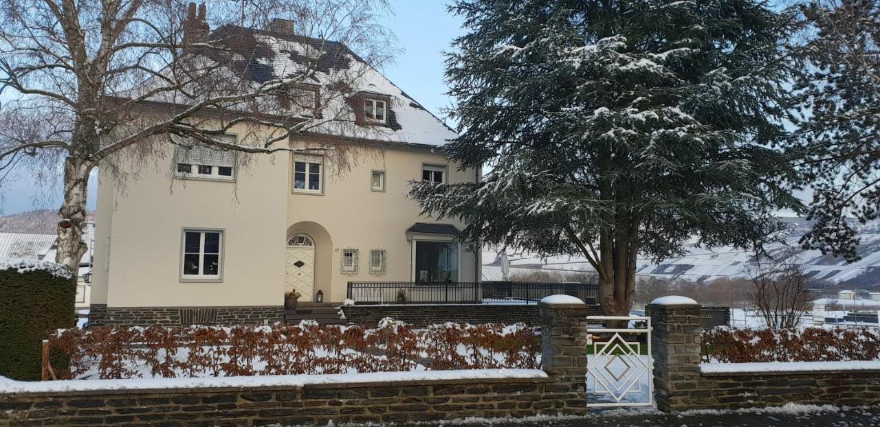 Appartement "Reh"-Sidenz Moselschleife à Leiwen Extérieur photo